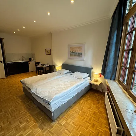 Two Bedroom Loft In The Center By The Meir