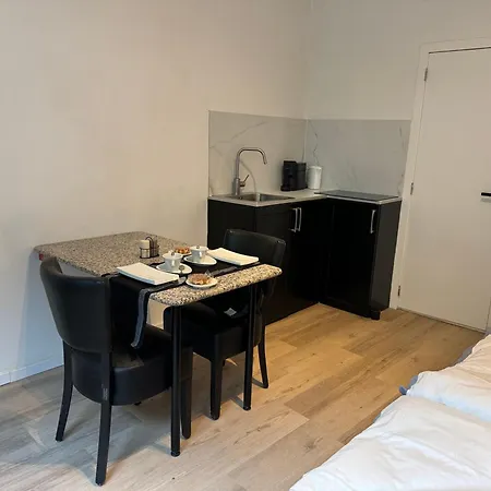 Two Bedroom Loft In The Center By The Meir דירה *