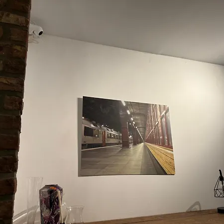 Two Bedroom Loft In The Center By The Meir