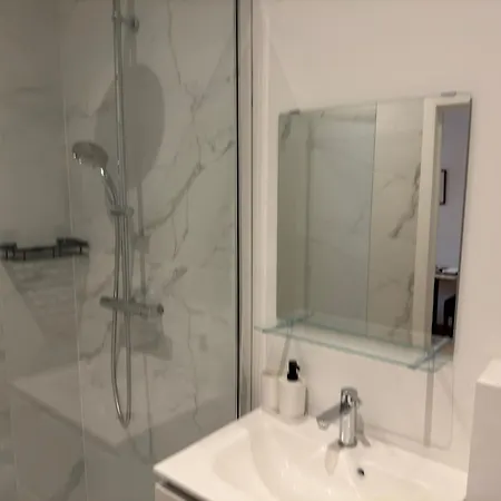 Two Bedroom Loft In The Center By The Meir * 안트베르펜