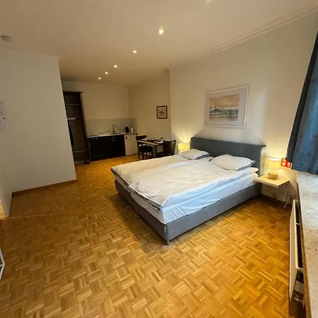 Two Bedroom Loft In The Center By The Meir *