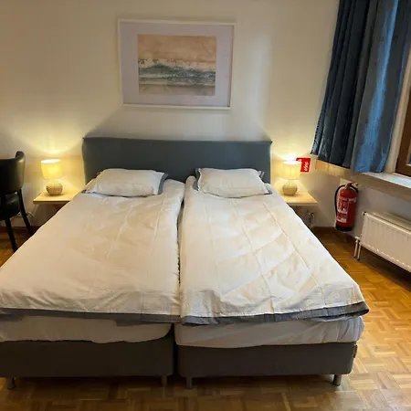 Two Bedroom Loft In The Center By The Meir 아파트